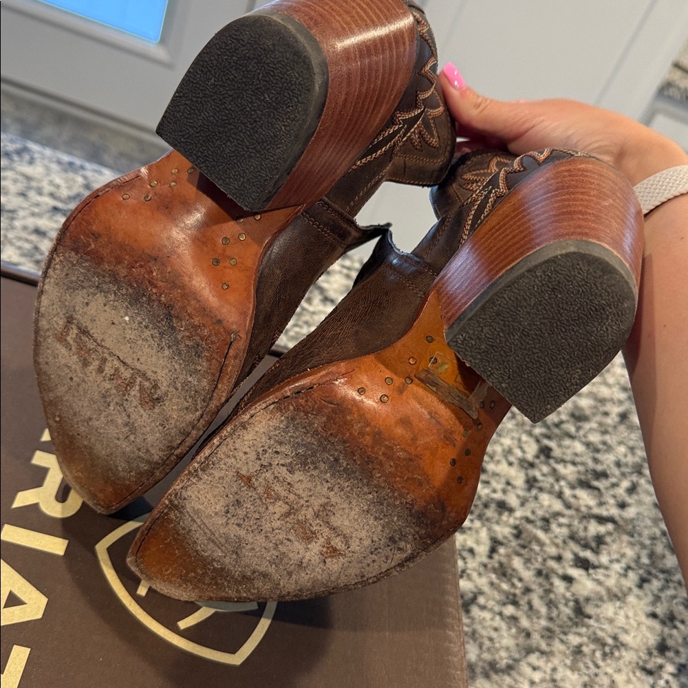 Ariat Booties - image 6